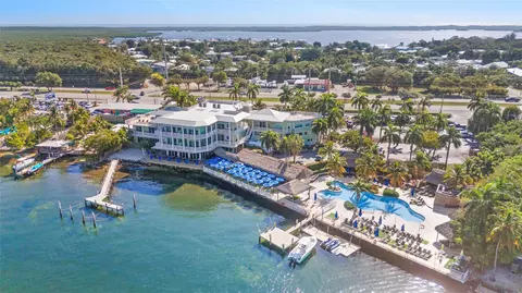 104000 Overseas Hwy #1-5, Key Largo, FL 33037