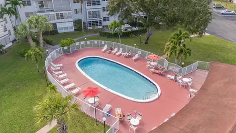 2881 NW 47th Ter #103, Lauderdale Lakes, FL 33313