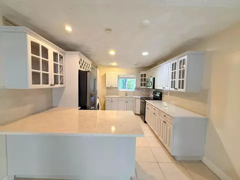 2210 Taylor St #207, Hollywood, FL 33020