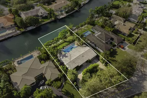 4950 Riviera Dr, Coral Gables, FL 33146