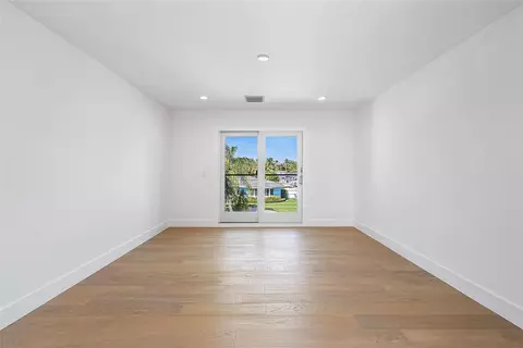 Bedroom - 8 Leeward Cir, Jupiter, FL 33469 photo 3 of 6