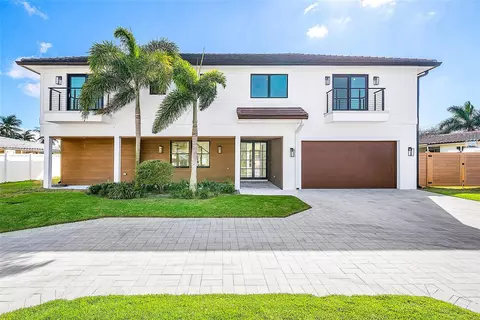 Exterior - 8 Leeward Cir, Jupiter, FL 33469 photo 1 of 8