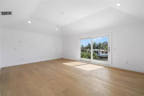 Bedroom - 8 Leeward Cir, Jupiter, FL 33469 photo 1 of 6