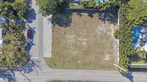 435 NE 25th St, Wilton Manors, FL 33305