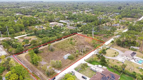 14195 72nd Ct, The Acreage, FL 33470