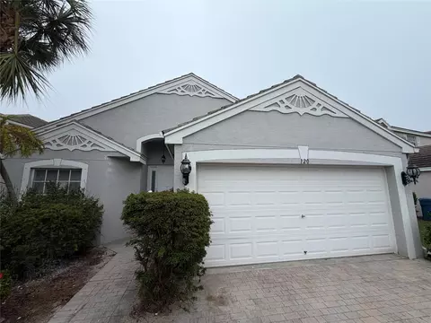 120 Hamilton Ter, Royal Palm Beach, FL 33414