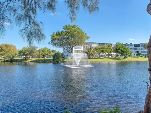 2024 Harwood C #2024, Deerfield Beach, FL 33442