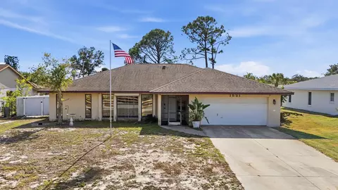 1531 Keyway Rd, Englewood, FL 34223