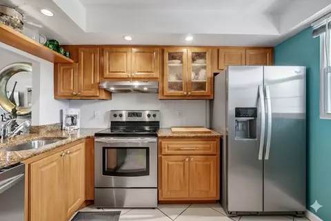 110 Royal Park #4C, Oakland Park, FL 33309