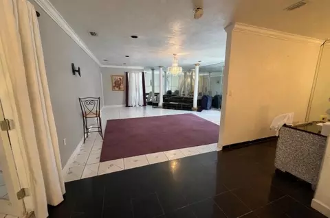 11201 NW 15th Ct, Miami, FL 33167