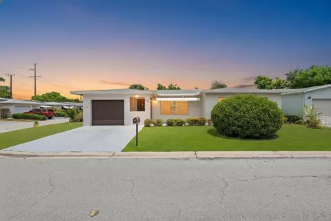 7005 NW 11th St, Margate, FL 33063