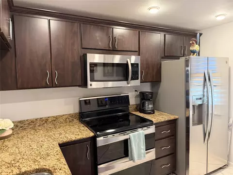 2726 NW 104th Ave #401, Sunrise, FL 33322