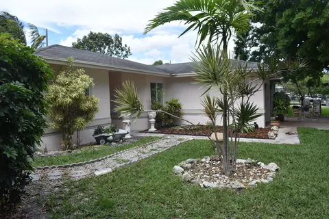 465 NW 20th Ave, Pompano Beach, FL 33069