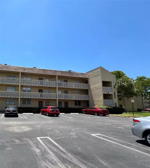 6001 NW 61st Ave #110, Tamarac, FL 33319