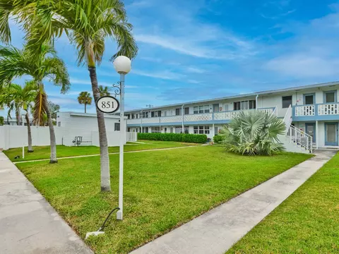 851 Atlantic Shores Blvd #120, Hallandale Beach, FL 33009