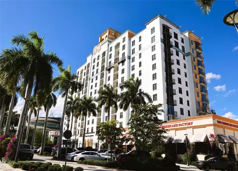651 Okeechobee Blvd #306, West Palm Beach, FL 33401