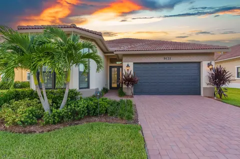 9121 Porto Way, Parkland, FL 33076