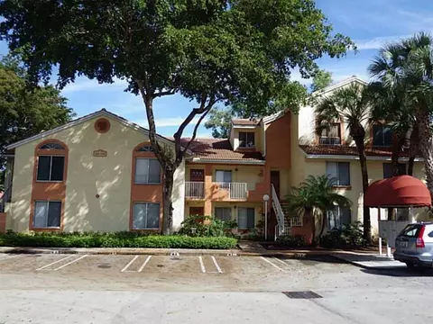 1172 Coral Club Dr #1172, Coral Springs, FL 33071