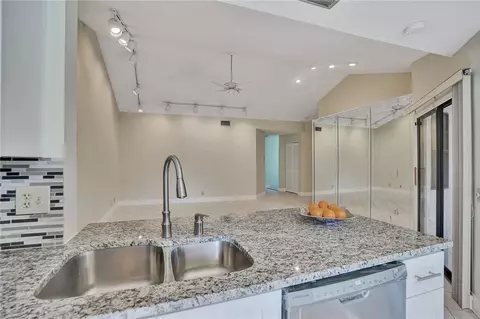 6698 Montego Bay Blvd #D, Boca Raton, FL 33433