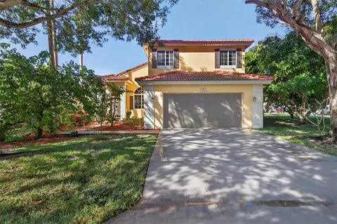 693 NW 46th Ave, Deerfield Beach, FL 33442