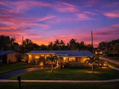 5180 SW 13th St, Plantation, FL 33317