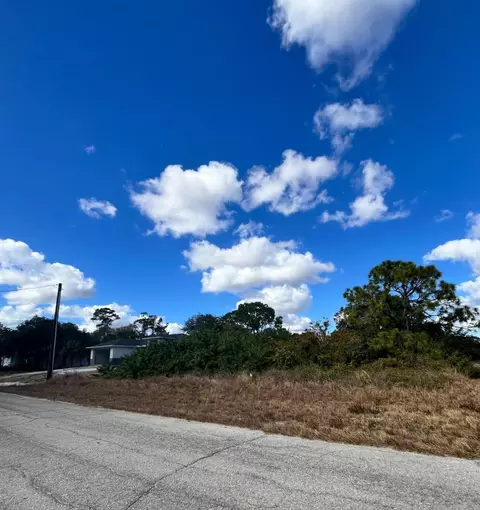 122 Pixie Ave, Labelle, FL 33935 photo 2