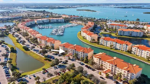 18 Harbour Isle Dr #203, Fort Pierce, FL 34949