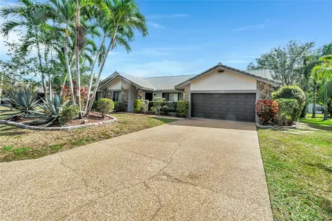 11266 NW 10th Pl, Coral Springs, FL 33071