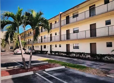 9150 NW 38th Dr #106, Coral Springs, FL 33065