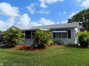 8900 NW 70th Pl, Tamarac, FL 33321