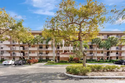 2767 Carambola Cir #304, Coconut Creek, FL 33066