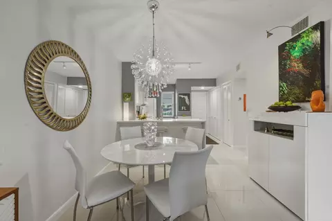 2226 N Cypress Bend Dr #102, Pompano Beach, FL 33069