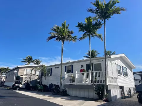 5369 Compass Cove Pl, Hutchinson Island, FL 34949