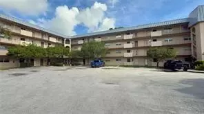 6201 N Falls Circle Dr #206, Lauderhill, FL 33319