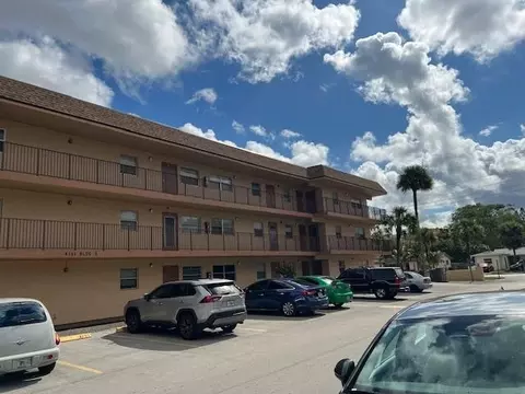 4191 NW 26th St #354, Lauderhill, FL 33313