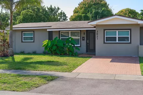 3621 NW 35th Way, Lauderdale Lakes, FL 33309