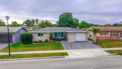 6820 Margate Blvd, Margate, FL 33063