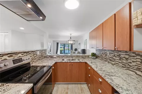 9549 W Mcnab Rd #103, Tamarac, FL 33321