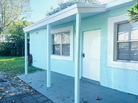 842 NW 25th Ave, Fort Lauderdale, FL 33311