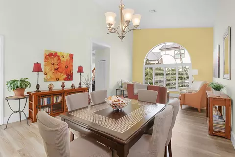 9246 SE Deerberry Pl, Jupiter, FL 33469