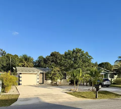 1130 NW 7th Ave, Fort Lauderdale, FL 33311