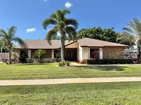 18337 104th Ter, Boca Raton, FL 33498