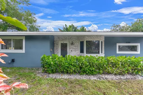 3294 NW 6th Ave, Fort Lauderdale, FL 33309
