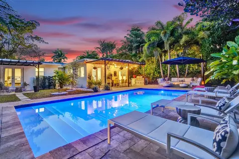539 NE 25th St, Wilton Manors, FL 33305