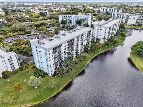 2215 Cypress Island Dr #701, Pompano Beach, FL 33069