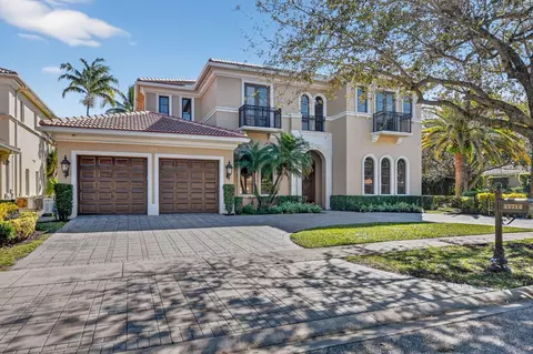 17714 Lomond Ct, Boca Raton, FL 33496