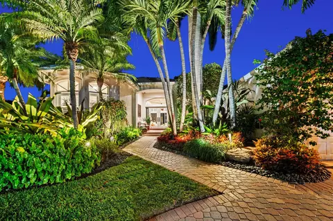 2494 Eagle Watch Ln, Weston, FL 33327