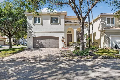1007 Center Stone, Riviera Beach, FL 33404