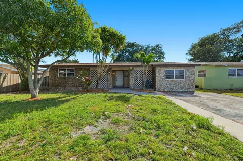 7560 Venetian St, Miramar, FL 33023