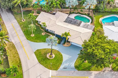 1760 NE 40th Ct, Oakland Park, FL 33334